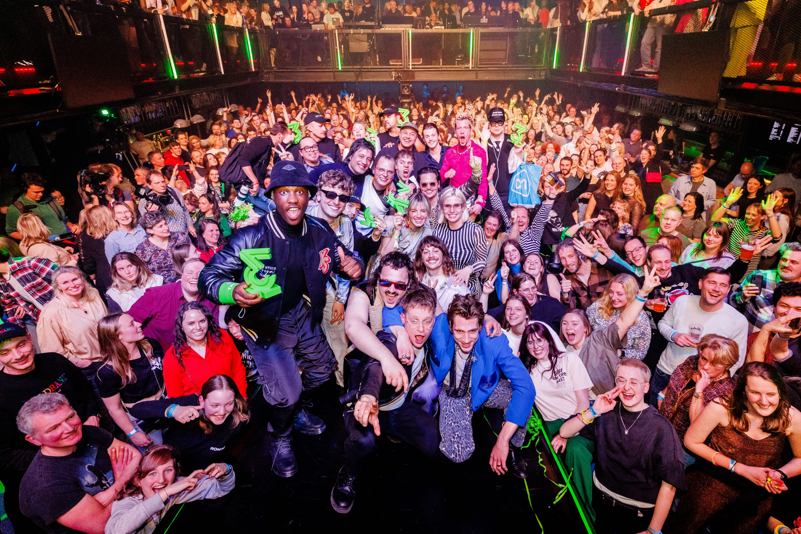 https://www.mediapark.nl/wp-content/uploads/2023/03/20230323_3fmawards_paard_photo-ben-houdijk_1312-1-scaled.jpg