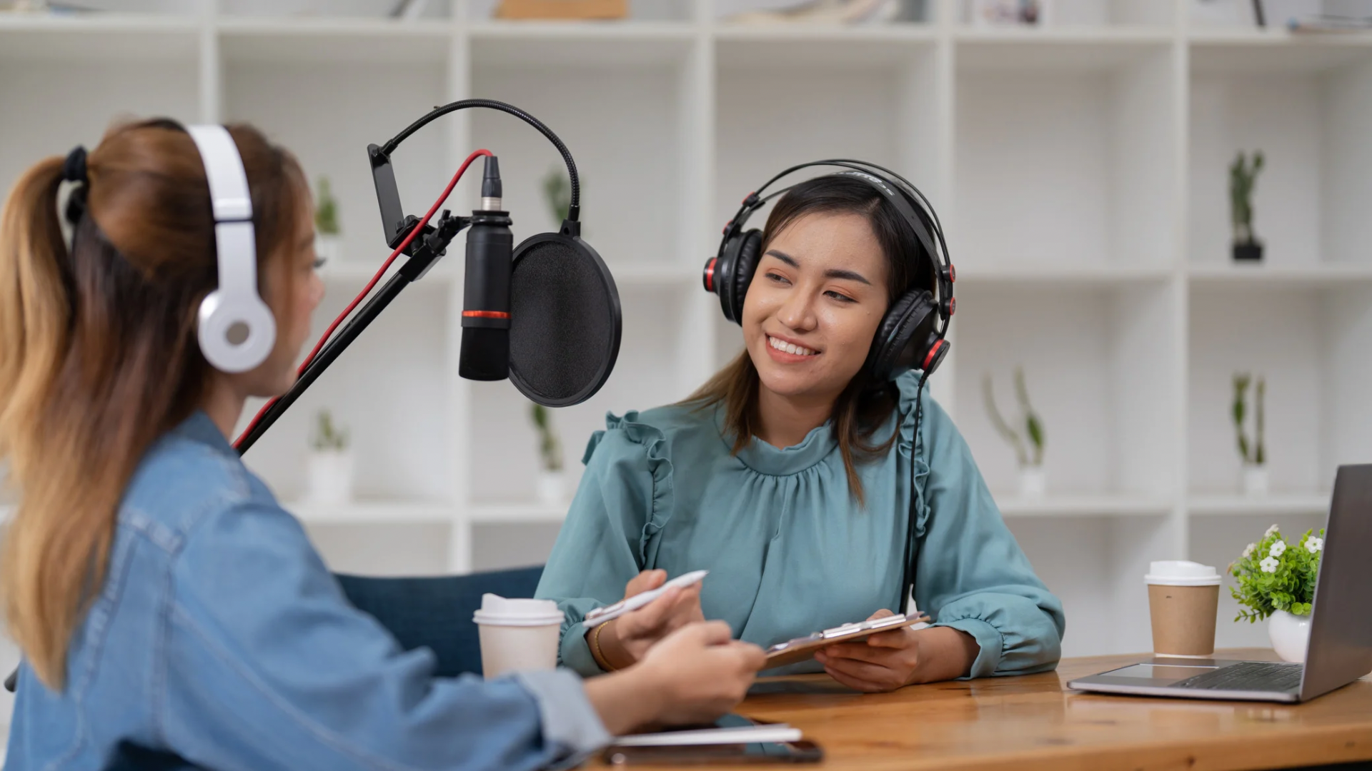 Aantal betalende podcastluisteraars verdubbeld in een jaar tijd