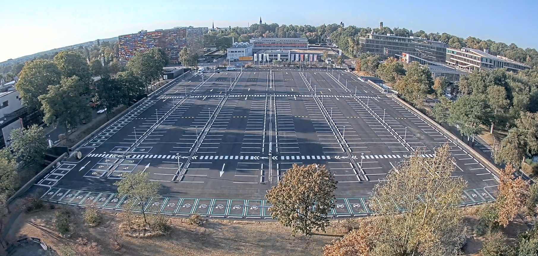 Vernieuwde parkeergarage Media Park weer volledig in gebruik